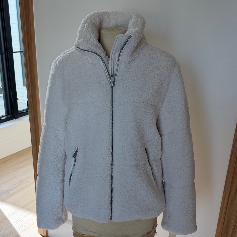 Cozy creme colored Sherpa Jacket by Levi Strauss & Co